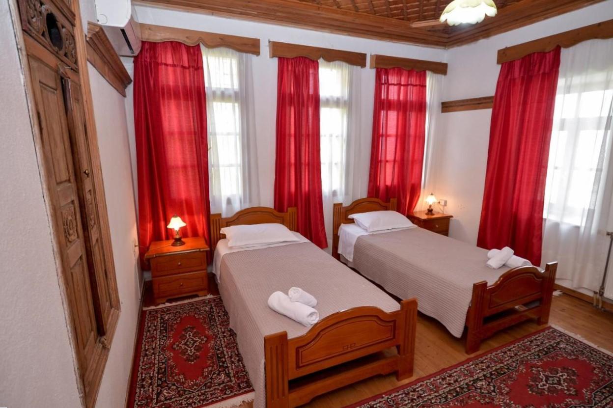 Hotel Kalemi Gjirokastër Exterior foto